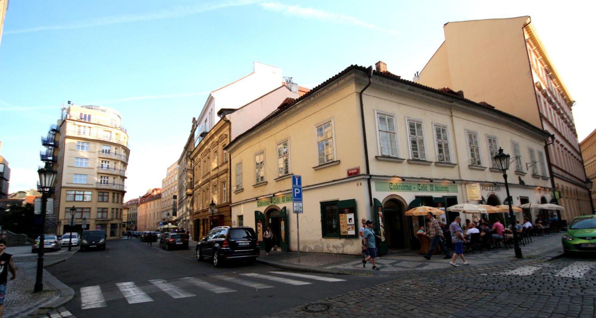 Apartment Masna 21 Praag Buitenkant foto