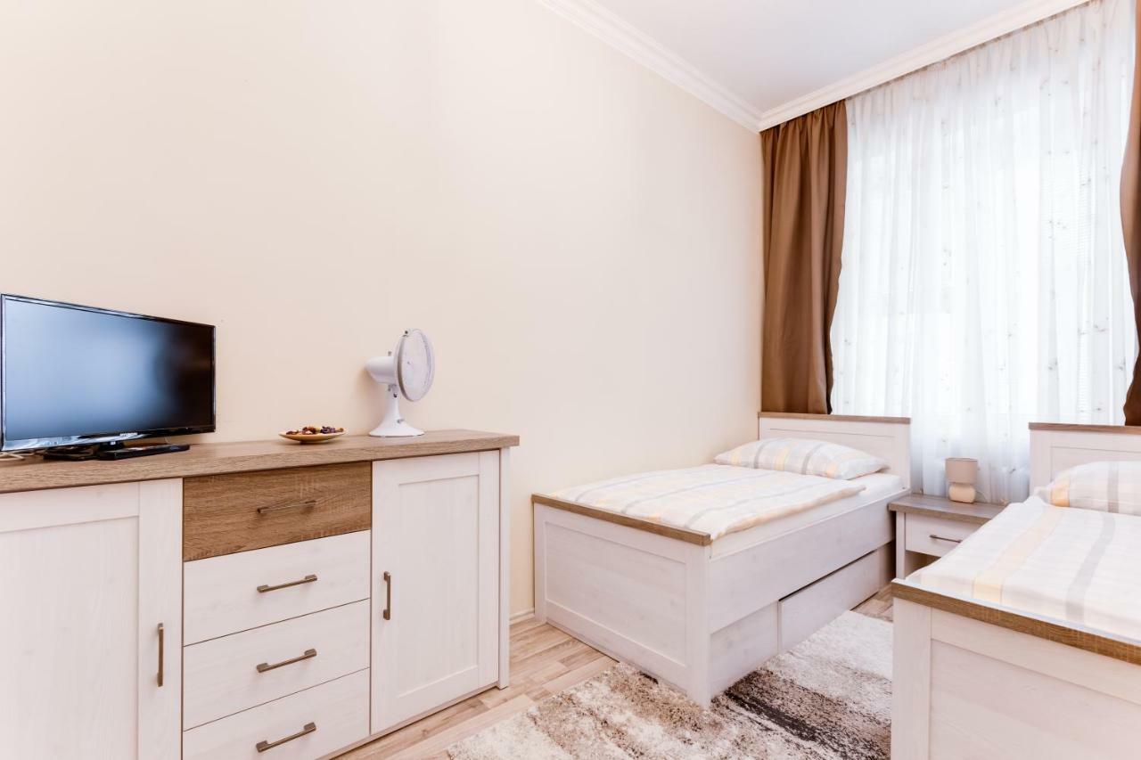 Apartment Masna 21 Praag Buitenkant foto